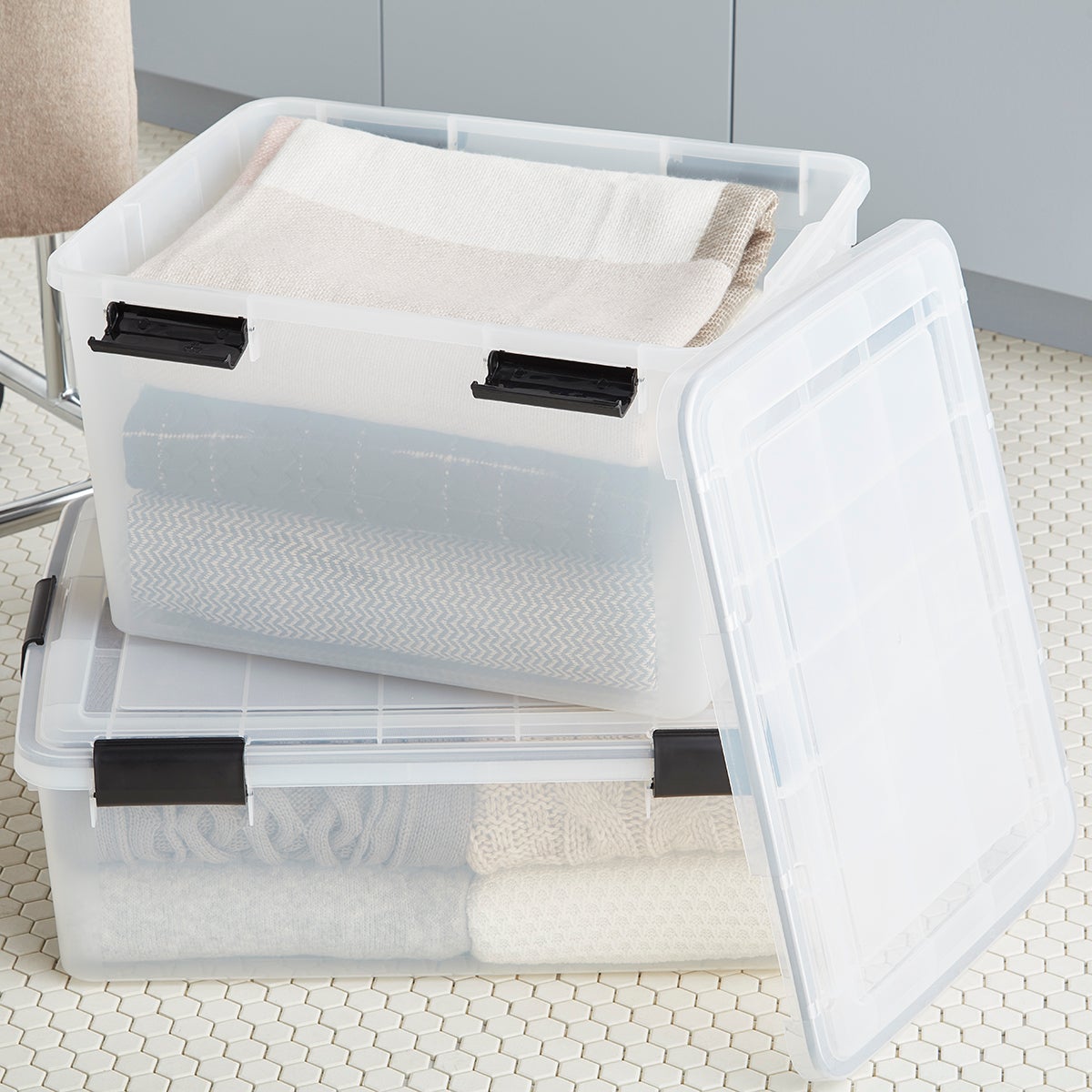 container store weathertight tote