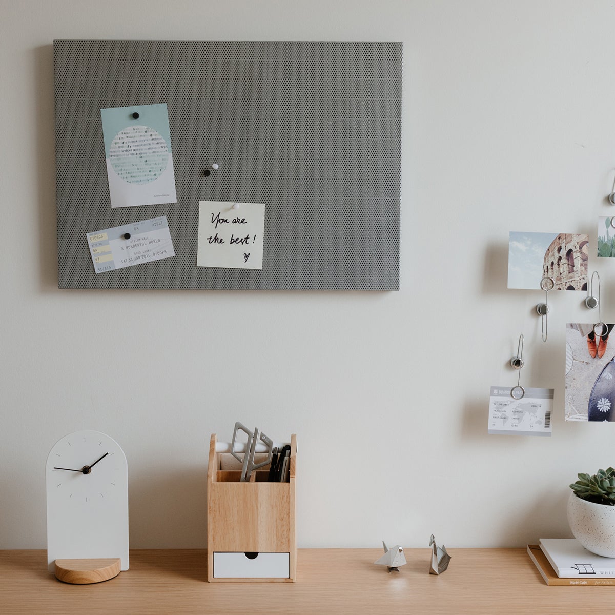 Umbra Magnetic Bulletboard