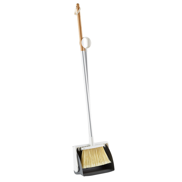 OXO Sweep Set with Extendable Broom and Dustpan