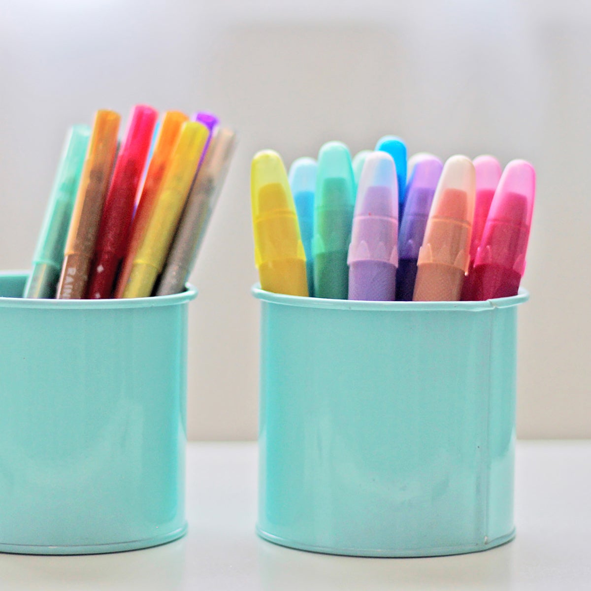 Ooly Rainbow Sparkle Watercolor Gel Crayons The Container Store