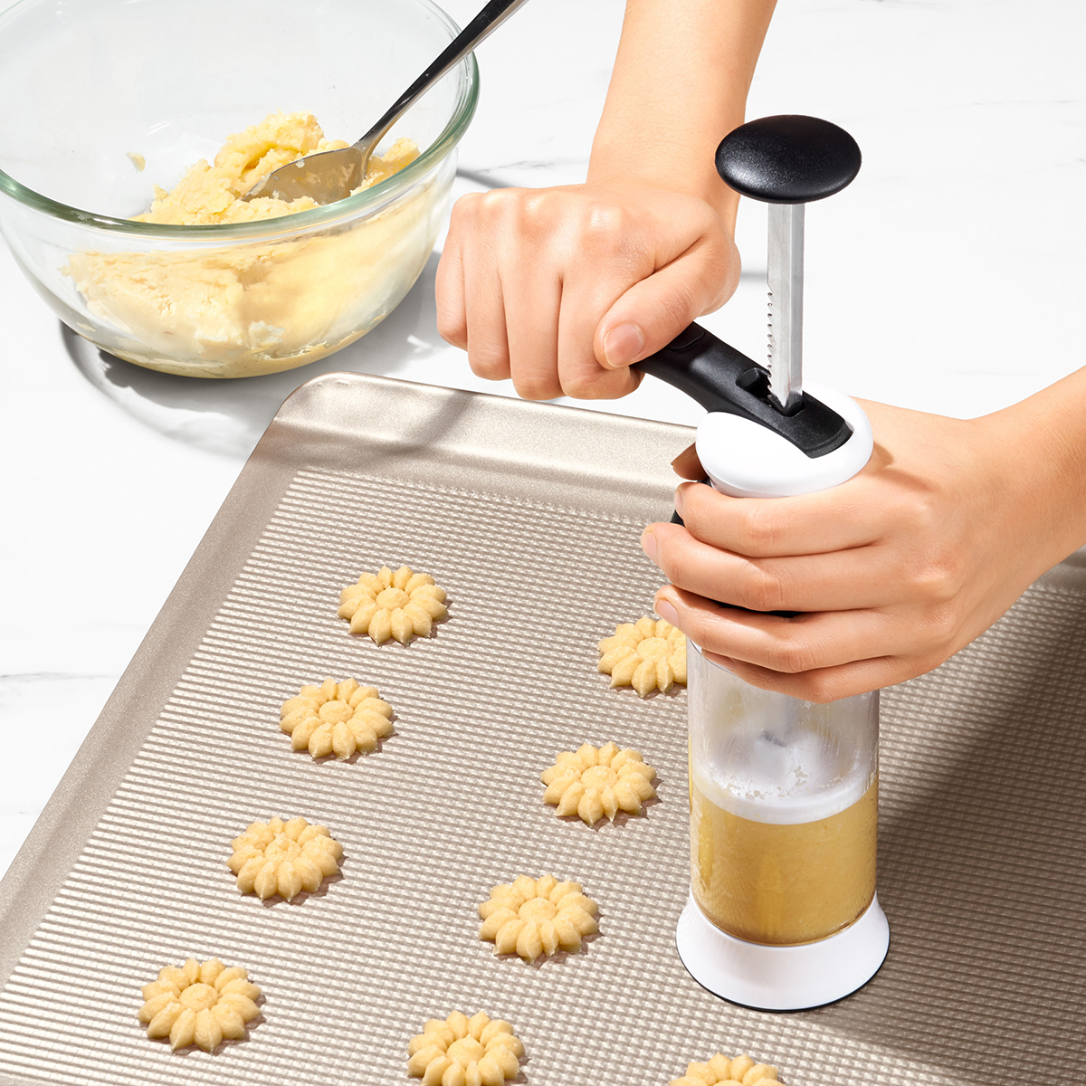 oxo 14 piece cookie press set