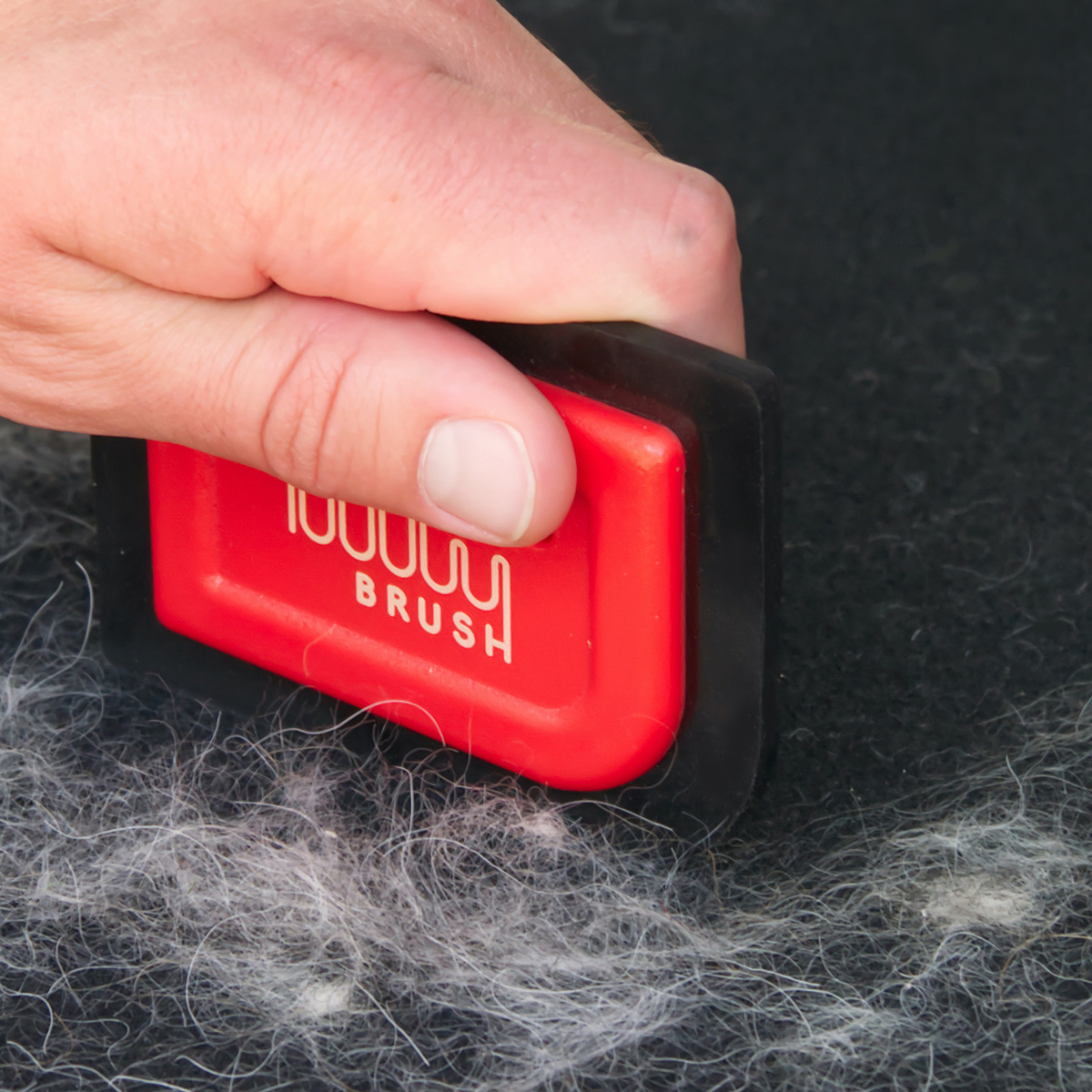  Lilly Brush Mini Pet Hair Detailer  Pet Hair Remover for Car  Carpet & Couch, Car Interior & Auto Detailing Supplies, Dog & Cat Hair  Remover for Car & Furniture, Reusable