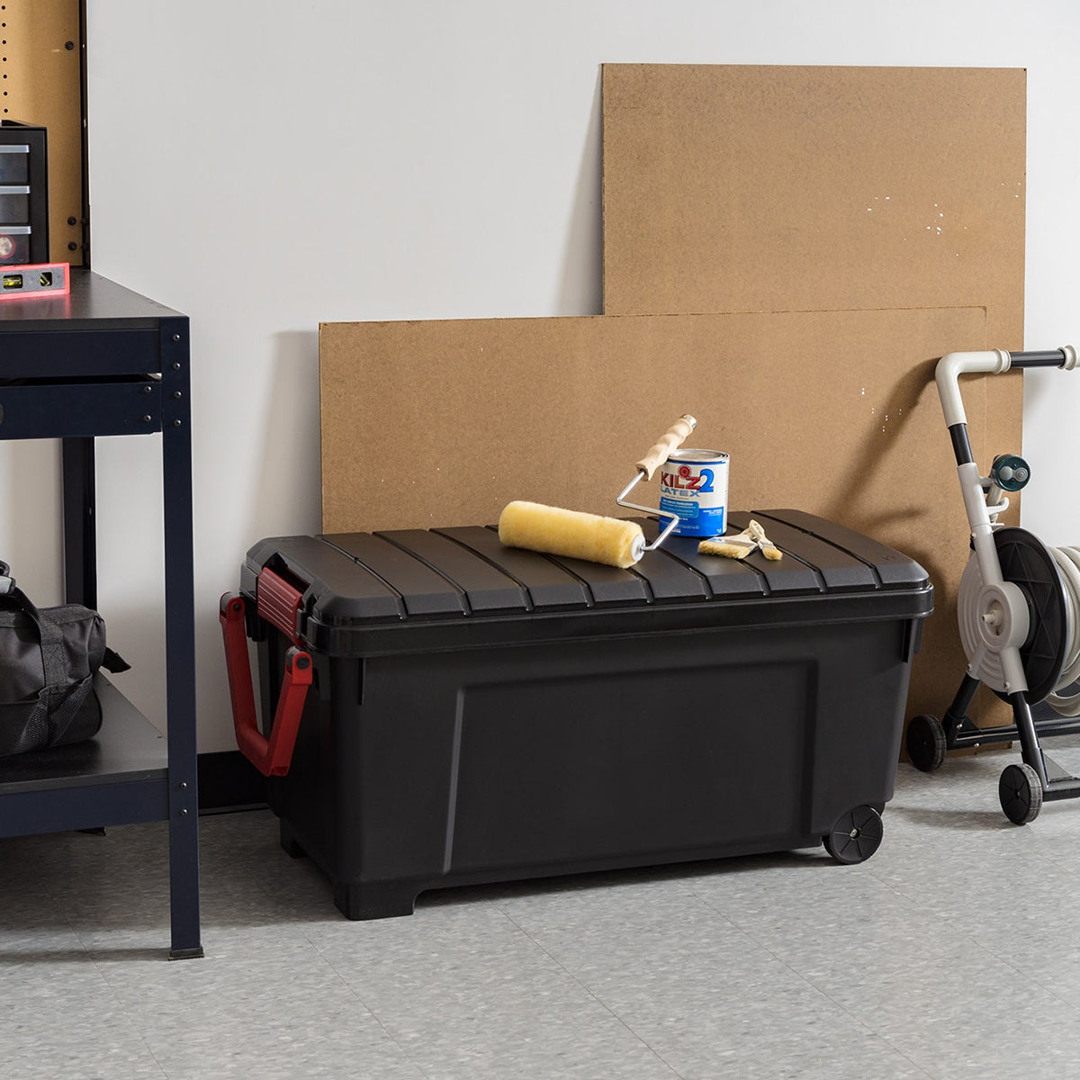 Iris Store-It-All Trunk with Wheels