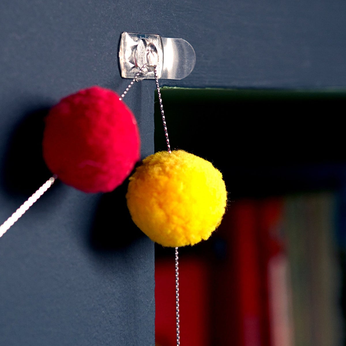 Command Adhesive Decorating Clips