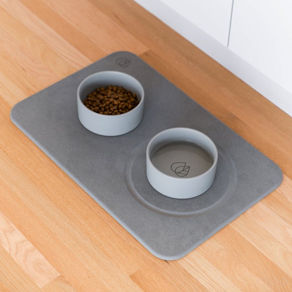 Dorai Dog Bowls and Stone Base