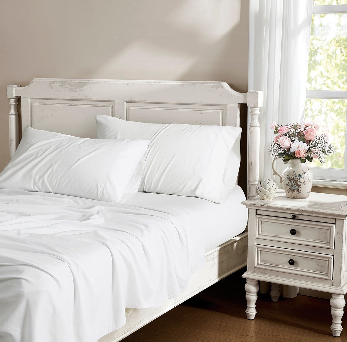 The Farmhouse by Rachel King 4-Pc. Washed Cotton Stitch Sheet Set White