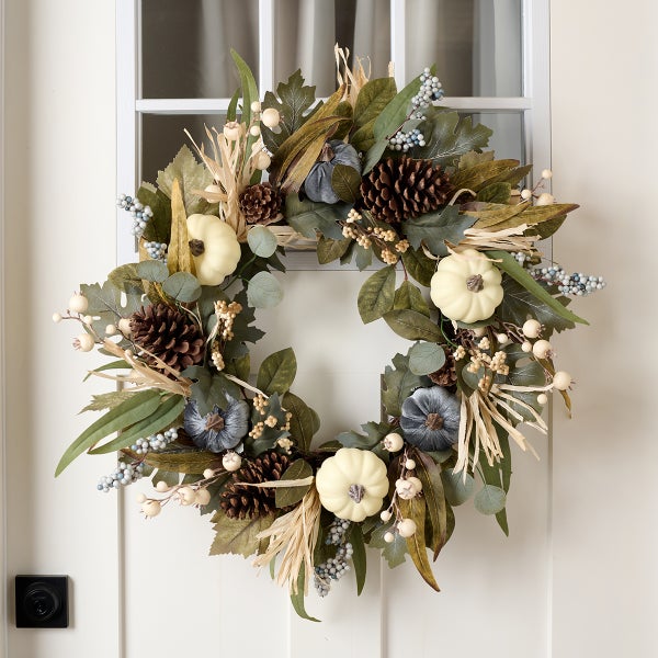 Velvet Pumpkin Berry 26 in. Fall Wreath