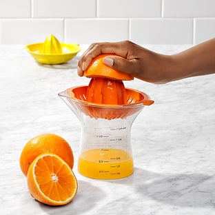 OXO Good Grips® 2-In-1 Citrus Juicer