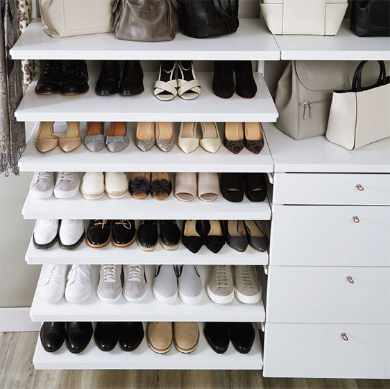 https://images.containerstore.com/medialibrary/images/elfa/inspiration/walkinclosets/562w-elfa-inspiration-walk-in-closets-15.jpg